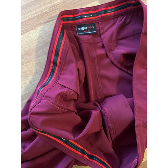 Short Par 4 Burgundy Moisture Wicking Golf Pants  38/32 - Picture 4 of 4